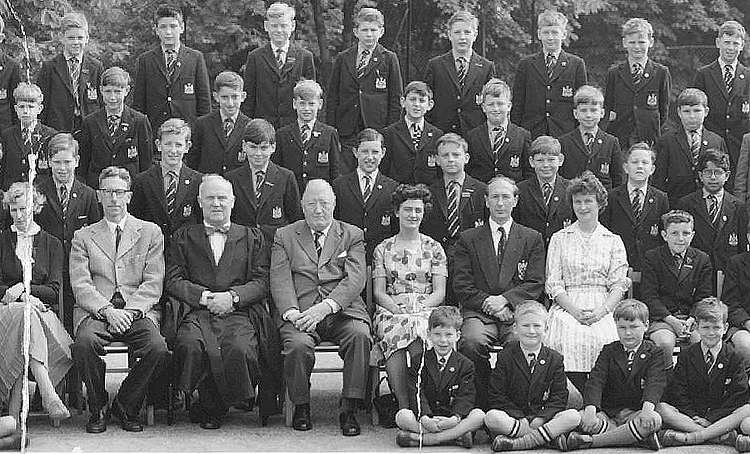61PR3.JPG (77K bytes)