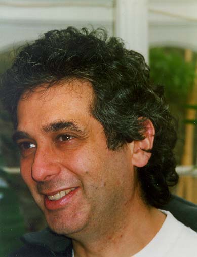 stern.JPG (33K bytes)