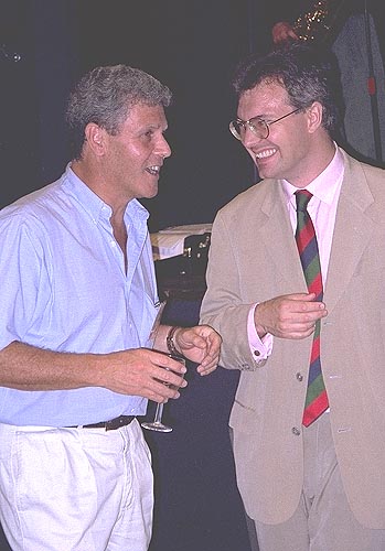 s126.JPG (24kb)